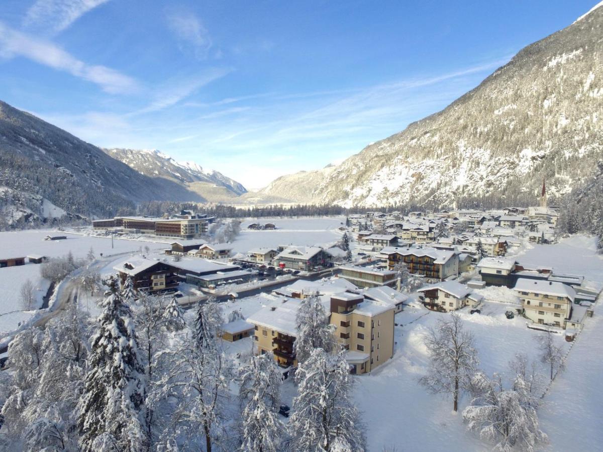 Panorama Appartements Längenfeld Esterno foto